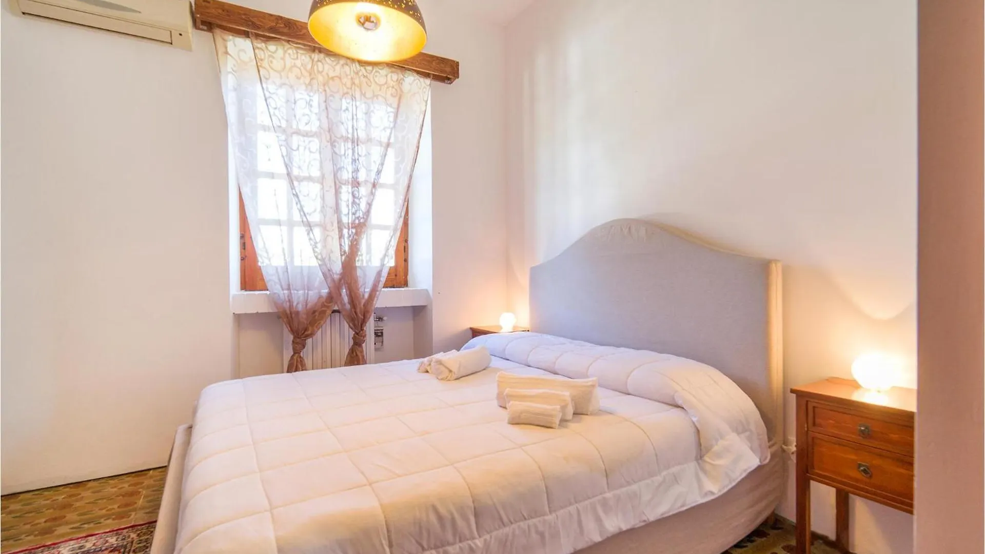Holiday home Dimora Di Famiglia Villa Belmonte Mezzagno