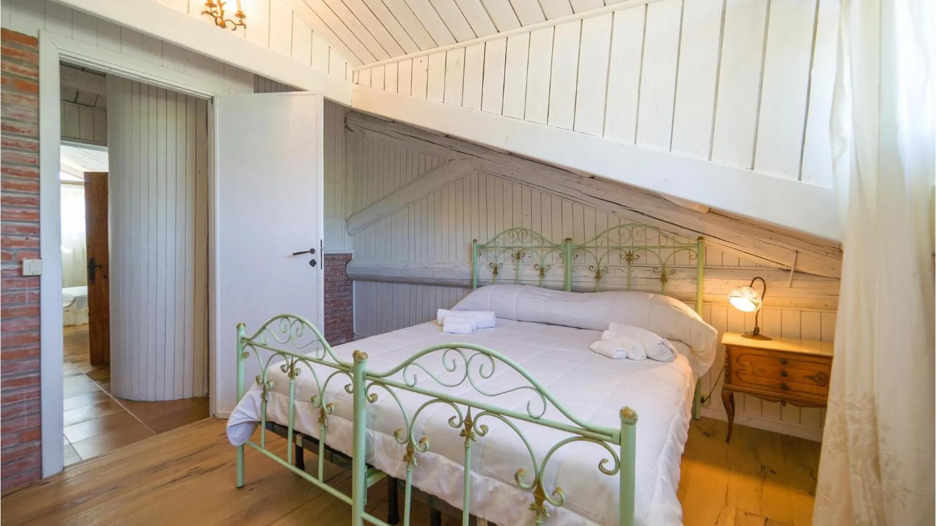 Dimora Di Famiglia Villa Belmonte Mezzagno 0*,
