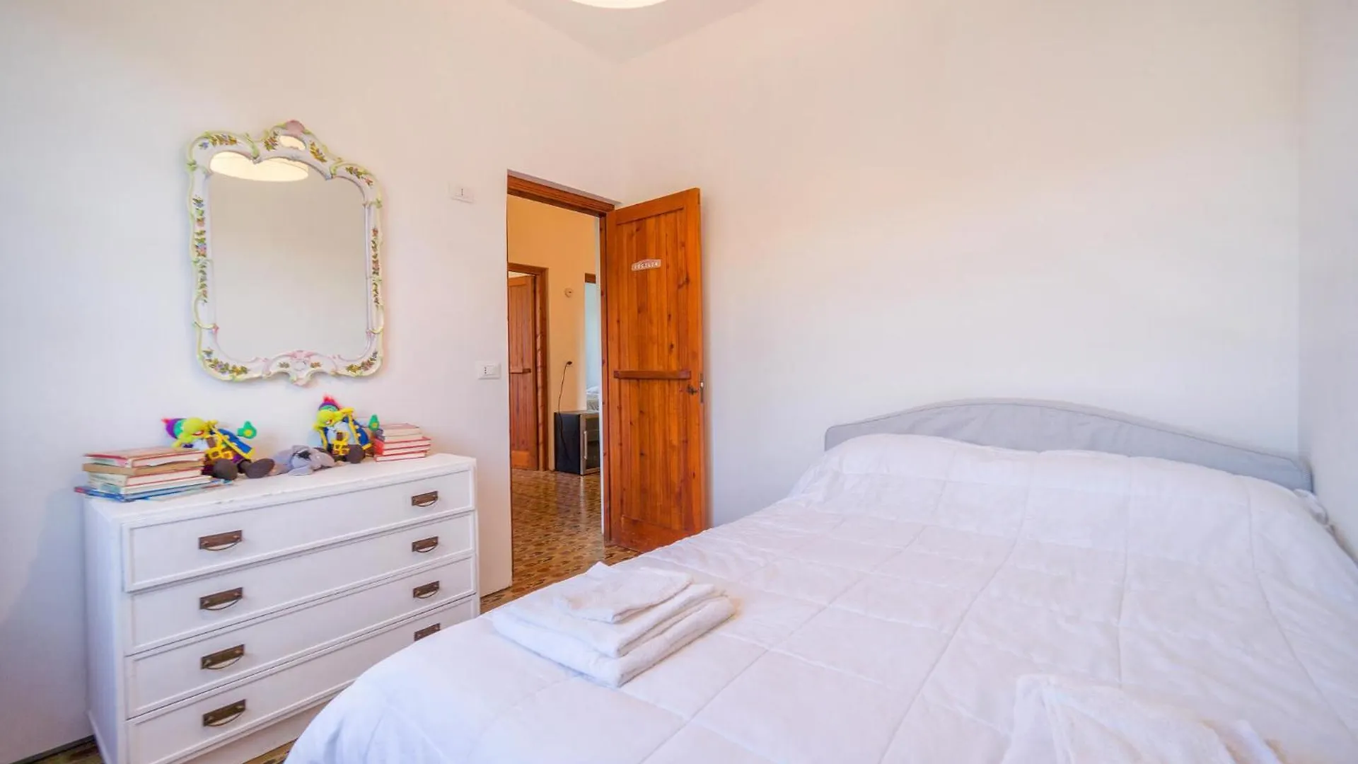 Holiday home Dimora Di Famiglia Villa Belmonte Mezzagno