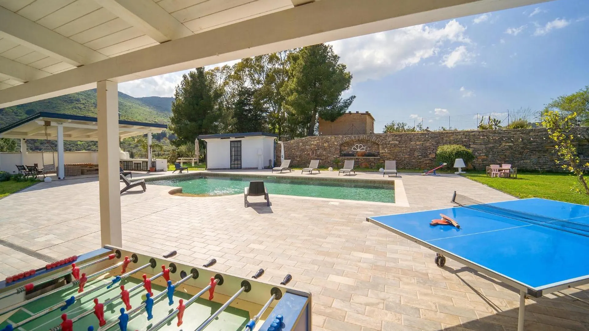 Dimora Di Famiglia Villa Belmonte Mezzagno Holiday home