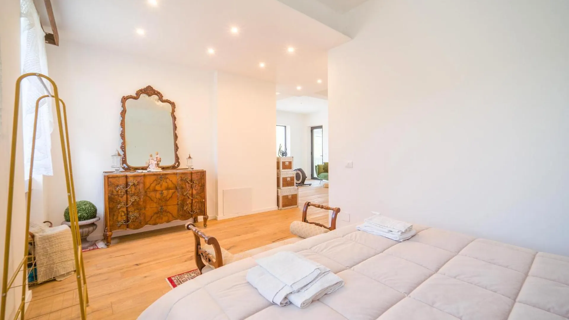 Dimora Di Famiglia Villa Belmonte Mezzagno Holiday home